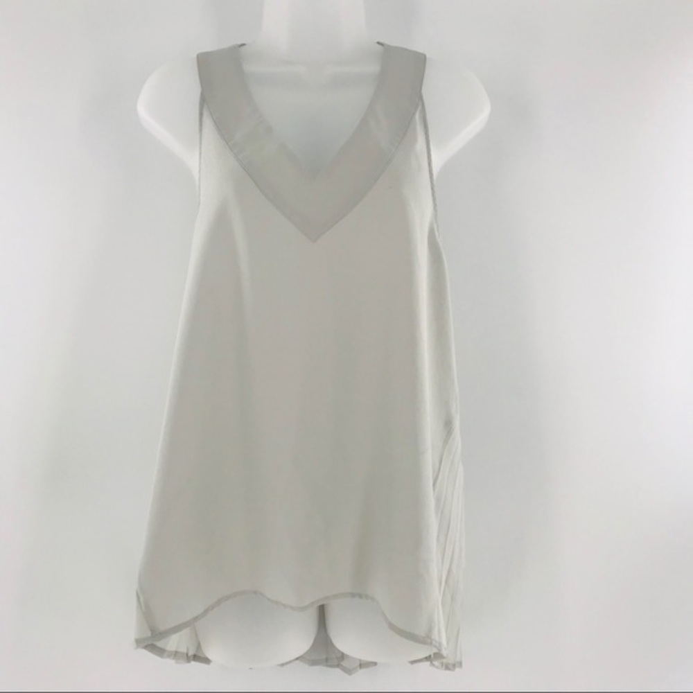 Harve Benard Top